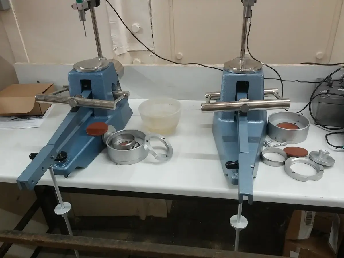 Límites de Atterberg en Lo Prado: Análisis de Plasticidad para Suelos Finos